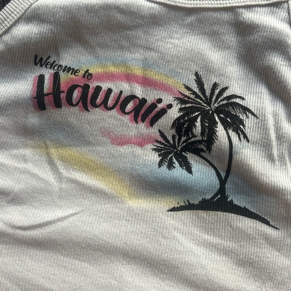 White “Welcome to Hawaii” tank top - Picture 2 of 2